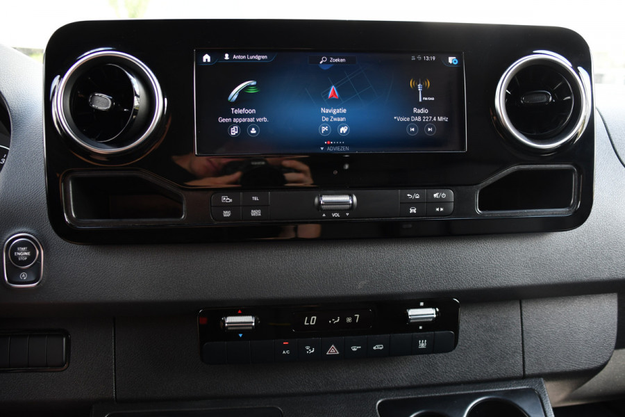 Mercedes-Benz Sprinter 315 1.9 CDI L1H1 PB Edition Adaptieve Cruise, Camera, Carplay, NAVI, LED, 10,5'' Mbux, LED, Automaat, Trekhaak, Stoelverwarming, Standkachel, Leder, Uniek!