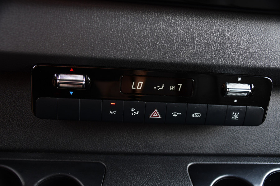 Mercedes-Benz Sprinter 315 1.9 CDI L1H1 PB Edition Adaptieve Cruise, Camera, Carplay, NAVI, LED, 10,5'' Mbux, LED, Automaat, Trekhaak, Stoelverwarming, Standkachel, Leder, Uniek!