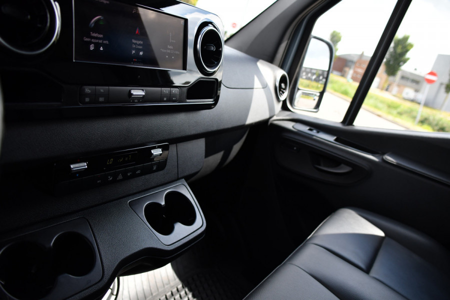 Mercedes-Benz Sprinter 315 1.9 CDI L1H1 PB Edition Adaptieve Cruise, Camera, Carplay, NAVI, LED, 10,5'' Mbux, LED, Automaat, Trekhaak, Stoelverwarming, Standkachel, Leder, Uniek!