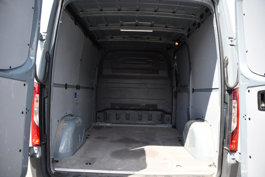 Mercedes-Benz Sprinter 315 1.9 CDI L1H1 PB Edition Adaptieve Cruise, Camera, Carplay, NAVI, LED, 10,5'' Mbux, LED, Automaat, Trekhaak, Stoelverwarming, Standkachel, Leder, Uniek!