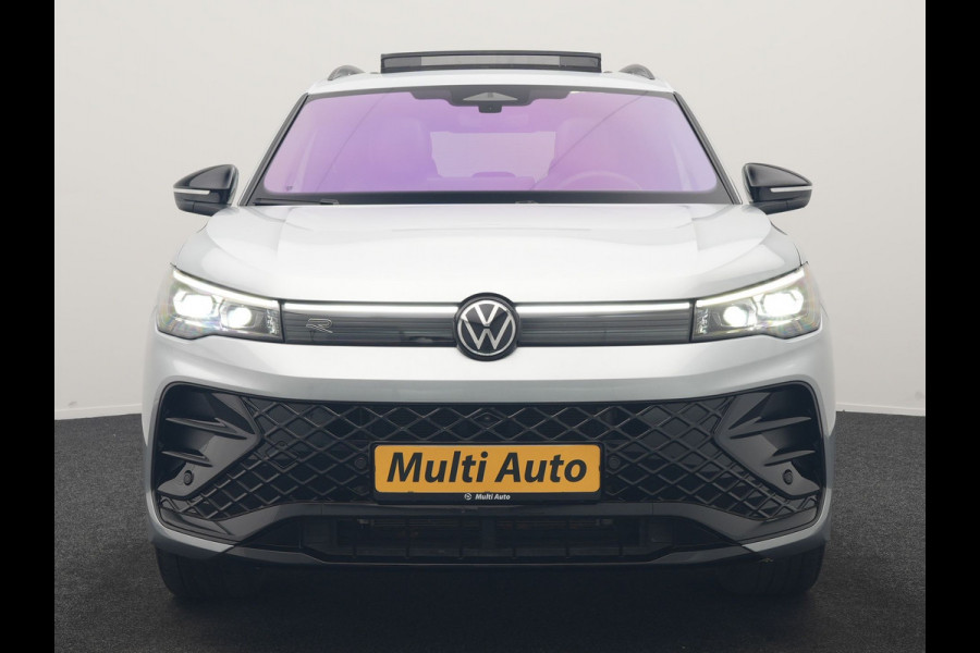 Volkswagen Tiguan 1.5 eHybrid R-Line Edition PHEV 272pk | Trekhaak Af Fabriek | Panodak | Head Up | Adaptive Cruise | Lederen Sportstoelen Massage & Ventilatie & Memory | 360 Camera | IQ Light | Harman / Kardon | Stuur Verwarmd | Keyless | Blis |  Plug In Hybrid |