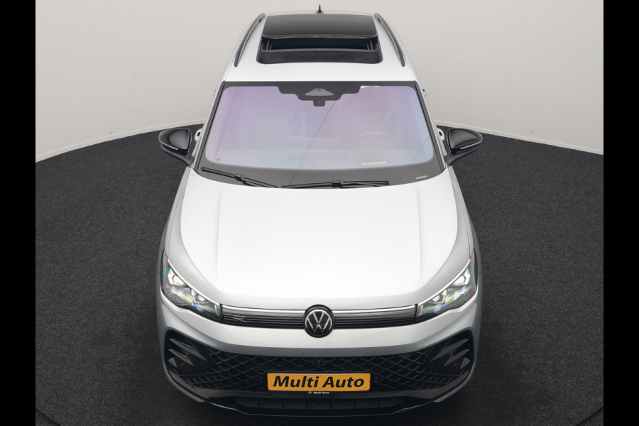 Volkswagen Tiguan 1.5 eHybrid R-Line Edition PHEV 272pk | Trekhaak Af Fabriek | Panodak | Head Up | Adaptive Cruise | Lederen Sportstoelen Massage & Ventilatie & Memory | 360 Camera | IQ Light | Harman / Kardon | Stuur Verwarmd | Keyless | Blis |  Plug In Hybrid |