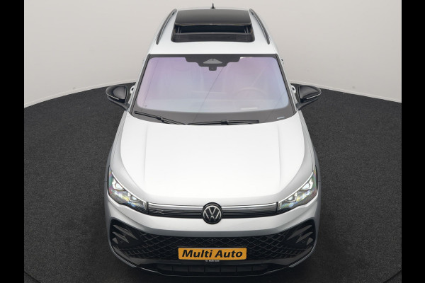 Volkswagen Tiguan 1.5 eHybrid R-Line Edition PHEV 272pk | Trekhaak Af Fabriek | Panodak | Head Up | Adaptive Cruise | Lederen Sportstoelen Massage & Ventilatie & Memory | 360 Camera | IQ Light | Harman / Kardon | Stuur Verwarmd | Keyless | Blis |  Plug In Hybrid |