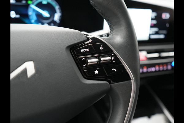 Kia Niro 1.6 GDi DynamicLine PHEV 182pk Dealer O.H | Adaptive Cruise | Camera | Lederen Sportstoelen & Stuurverwarming | Keyless | Apple Carplay | Pilot Assist | BLIS | Virtual | Navigatie | DAB | 16"L.M | Plug In Hybrid |