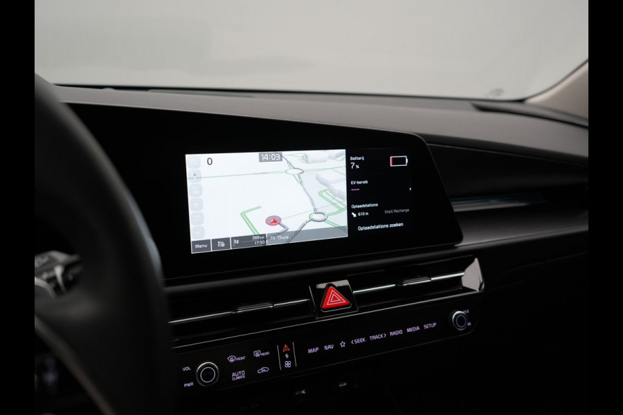 Kia Niro 1.6 GDi DynamicLine PHEV 182pk Dealer O.H | Adaptive Cruise | Camera | Lederen Sportstoelen & Stuurverwarming | Keyless | Apple Carplay | Pilot Assist | BLIS | Virtual | Navigatie | DAB | 16"L.M | Plug In Hybrid |