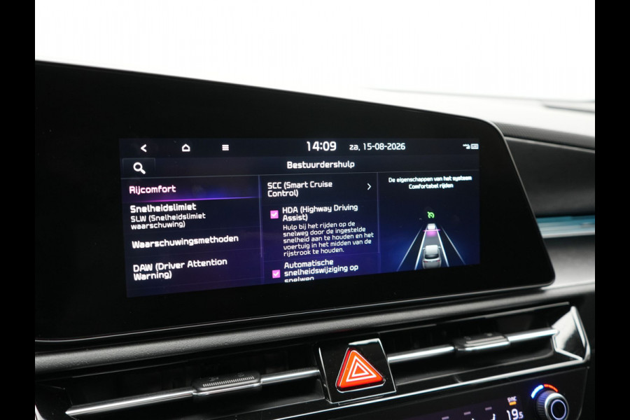 Kia Niro 1.6 GDi DynamicLine PHEV 182pk Dealer O.H | Adaptive Cruise | Camera | Lederen Sportstoelen & Stuurverwarming | Keyless | Apple Carplay | Pilot Assist | BLIS | Virtual | Navigatie | DAB | 16"L.M | Plug In Hybrid |