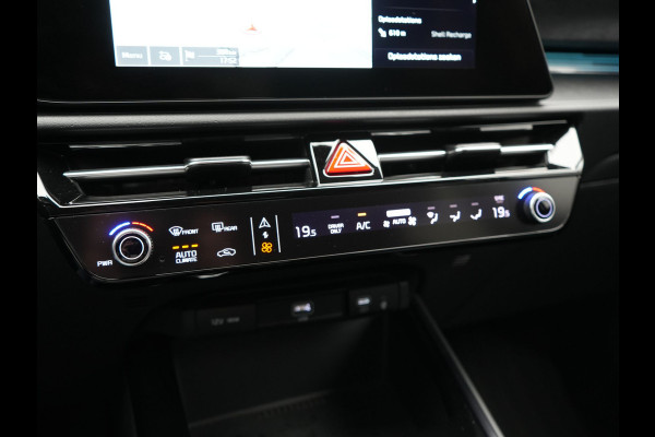 Kia Niro 1.6 GDi DynamicLine PHEV 182pk Dealer O.H | Adaptive Cruise | Camera | Lederen Sportstoelen & Stuurverwarming | Keyless | Apple Carplay | Pilot Assist | BLIS | Virtual | Navigatie | DAB | 16"L.M | Plug In Hybrid |
