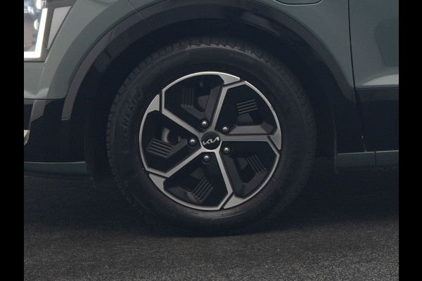 Kia Niro 1.6 GDi DynamicLine PHEV 182pk Dealer O.H | Adaptive Cruise | Camera | Lederen Sportstoelen & Stuurverwarming | Keyless | Apple Carplay | Pilot Assist | BLIS | Virtual | Navigatie | DAB | 16"L.M | Plug In Hybrid |