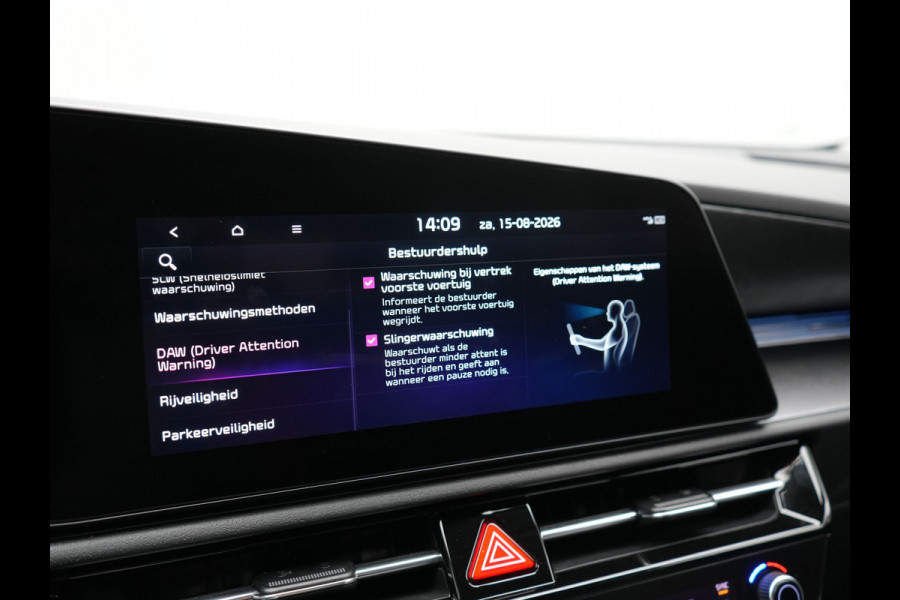 Kia Niro 1.6 GDi DynamicLine PHEV 182pk Dealer O.H | Adaptive Cruise | Camera | Lederen Sportstoelen & Stuurverwarming | Keyless | Apple Carplay | Pilot Assist | BLIS | Virtual | Navigatie | DAB | 16"L.M | Plug In Hybrid |