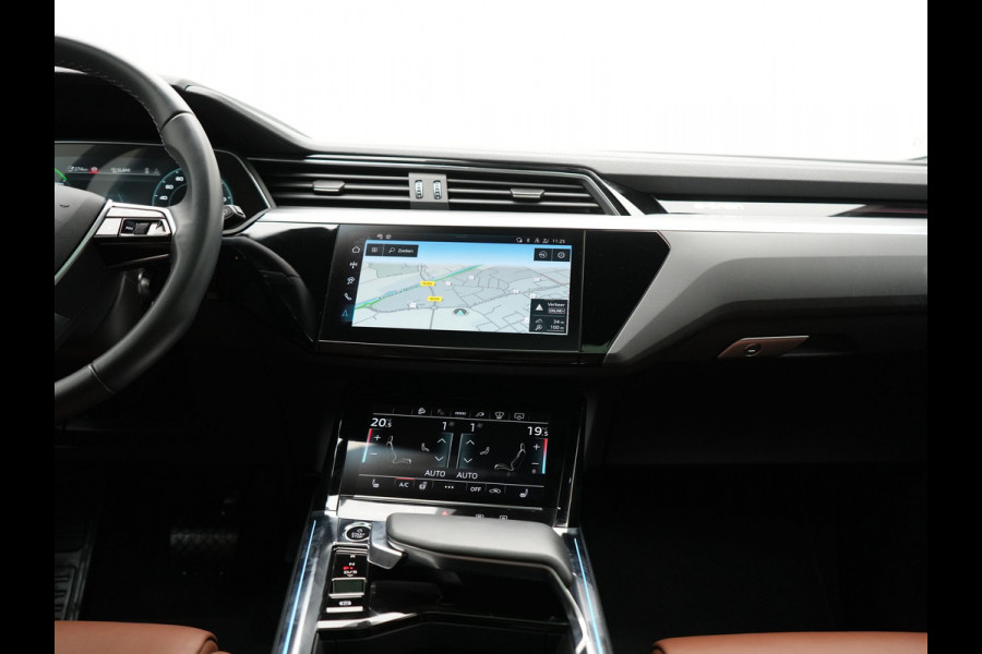 Audi Q8 e-tron 50 quattro S Line 95 kWh 340pk Dealer O.H | Luchtvering | Trekhaak Afn. | Adaptive Cruise | Bang & Olufsen | Head Up | 360 Camera | Lederen Sportstoelen & Stuur Verwarmd | Keyless | Apple Carplay | BLIS | Virtual | Navigatie | DAB | 21"L.M |