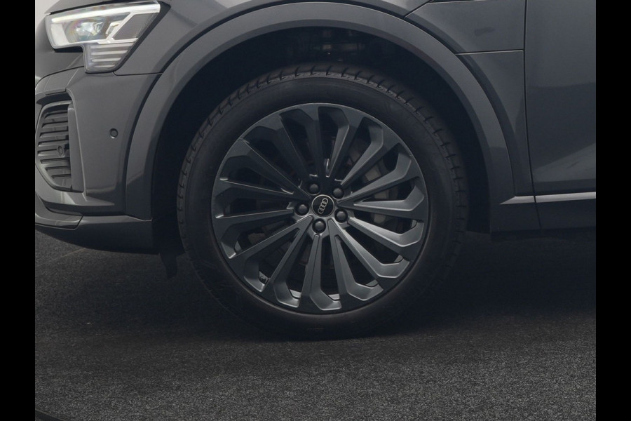 Audi Q8 e-tron 50 quattro S Line 95 kWh 340pk Dealer O.H | Luchtvering | Trekhaak Afn. | Adaptive Cruise | Bang & Olufsen | Head Up | 360 Camera | Lederen Sportstoelen & Stuur Verwarmd | Keyless | Apple Carplay | BLIS | Virtual | Navigatie | DAB | 21"L.M |