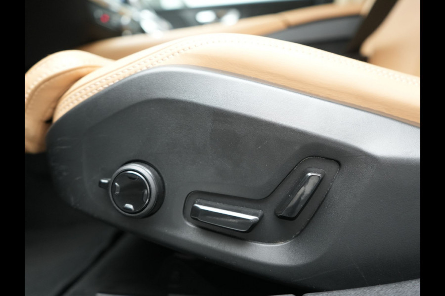 Volvo V60 T6 Recharge AWD Inscription PHEV 340pk Dealer O.H | Trekhaak Af Fabriek | Adaptive Cruise | 360 Camera | Head Up | Lederen Sportstoelen Memory & Verkoeling | Keyless | Apple Carplay | Stoel & Stuurverwarming | Virtual | Navigatie | DAB | 18"L.M | Plug In Hybrid |