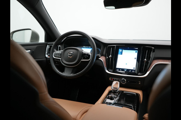 Volvo V60 T6 Recharge AWD Inscription PHEV 340pk Dealer O.H | Trekhaak Af Fabriek | Adaptive Cruise | 360 Camera | Head Up | Lederen Sportstoelen Memory & Verkoeling | Keyless | Apple Carplay | Stoel & Stuurverwarming | Virtual | Navigatie | DAB | 18"L.M | Plug In Hybrid |