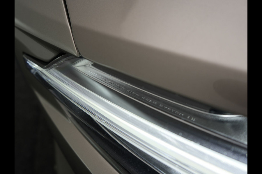 Volvo V60 T6 Recharge AWD Inscription PHEV 340pk Dealer O.H | Trekhaak Af Fabriek | Adaptive Cruise | 360 Camera | Head Up | Lederen Sportstoelen Memory & Verkoeling | Keyless | Apple Carplay | Stoel & Stuurverwarming | Virtual | Navigatie | DAB | 18"L.M | Plug In Hybrid |