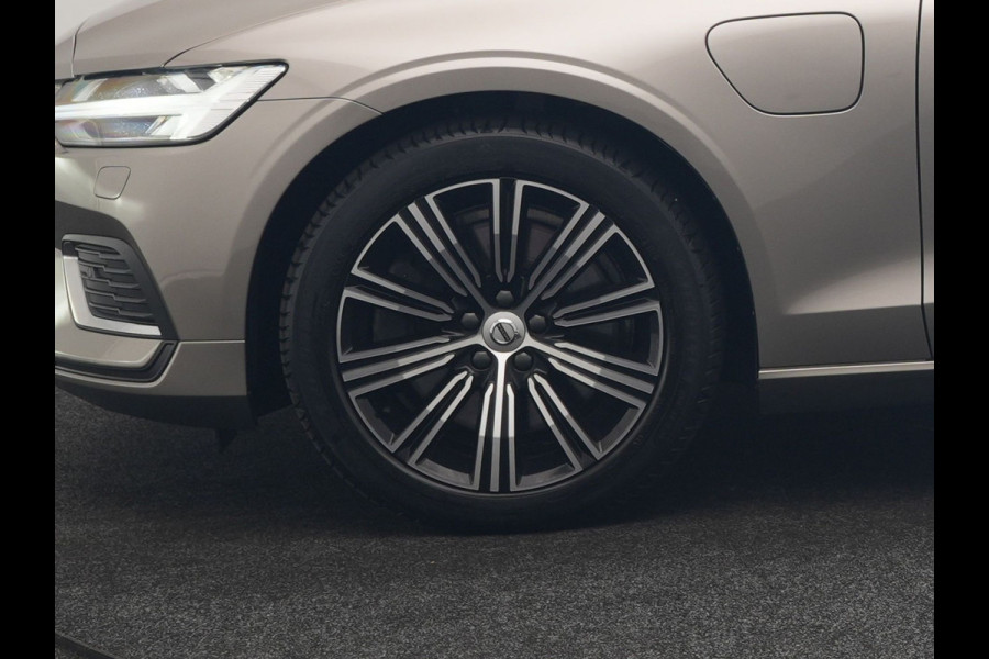 Volvo V60 T6 Recharge AWD Inscription PHEV 340pk Dealer O.H | Trekhaak Af Fabriek | Adaptive Cruise | 360 Camera | Head Up | Lederen Sportstoelen Memory & Verkoeling | Keyless | Apple Carplay | Stoel & Stuurverwarming | Virtual | Navigatie | DAB | 18"L.M | Plug In Hybrid |