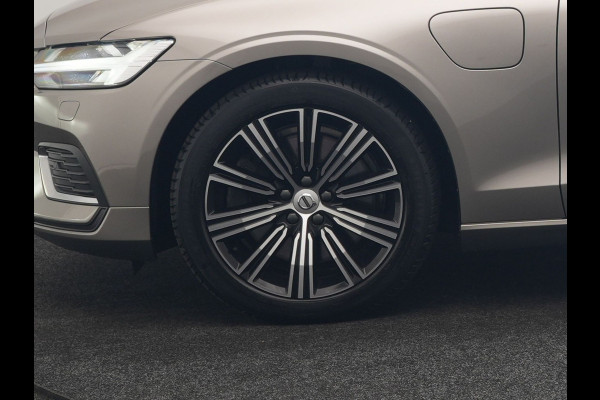 Volvo V60 T6 Recharge AWD Inscription PHEV 340pk Dealer O.H | Trekhaak Af Fabriek | Adaptive Cruise | 360 Camera | Head Up | Lederen Sportstoelen Memory & Verkoeling | Keyless | Apple Carplay | Stoel & Stuurverwarming | Virtual | Navigatie | DAB | 18"L.M | Plug In Hybrid |