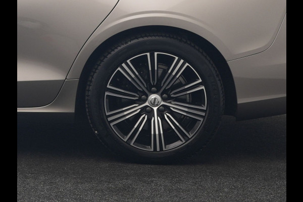 Volvo V60 T6 Recharge AWD Inscription PHEV 340pk Dealer O.H | Trekhaak Af Fabriek | Adaptive Cruise | 360 Camera | Head Up | Lederen Sportstoelen Memory & Verkoeling | Keyless | Apple Carplay | Stoel & Stuurverwarming | Virtual | Navigatie | DAB | 18"L.M | Plug In Hybrid |