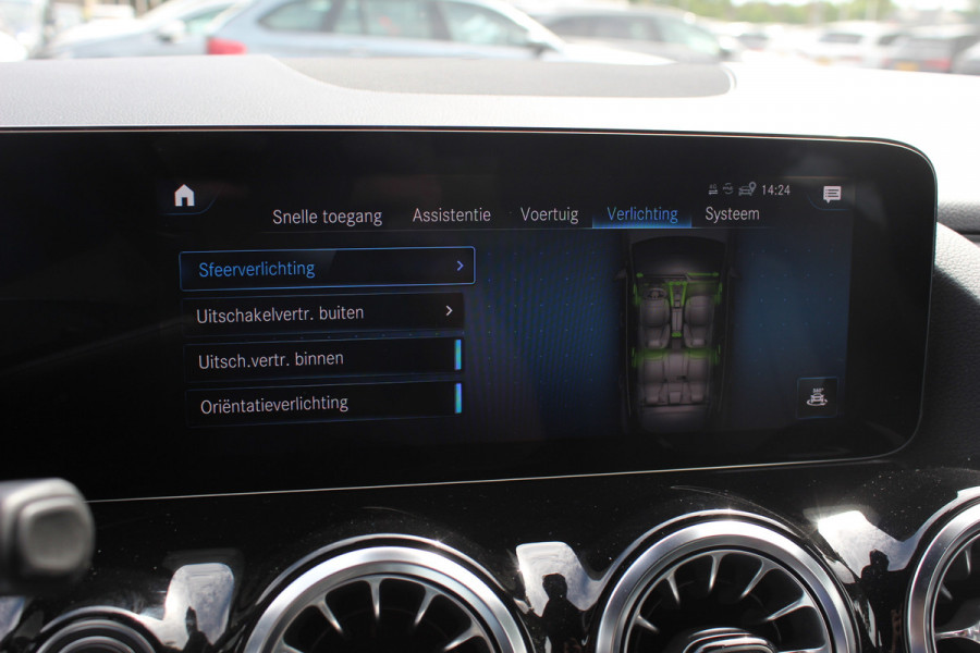 Mercedes-Benz EQA 250+ Luxury Line 71 kWh / SoH 93,4% / Camera / Leder / CarPlay / Keyless / 18'' / Stoelverwarming / DAB / Cruise Control