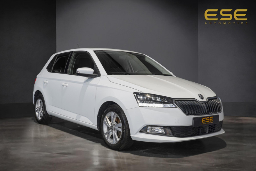 Škoda Fabia 1.0 TSI Ambition | Automaat | Camera | Carplay | Stoelverwarming | Climate