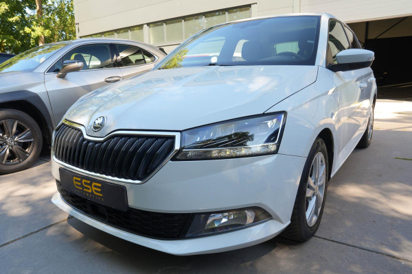 Škoda Fabia 1.0 TSI Ambition | Automaat | Camera | Carplay | Stoelverwarming | Climate