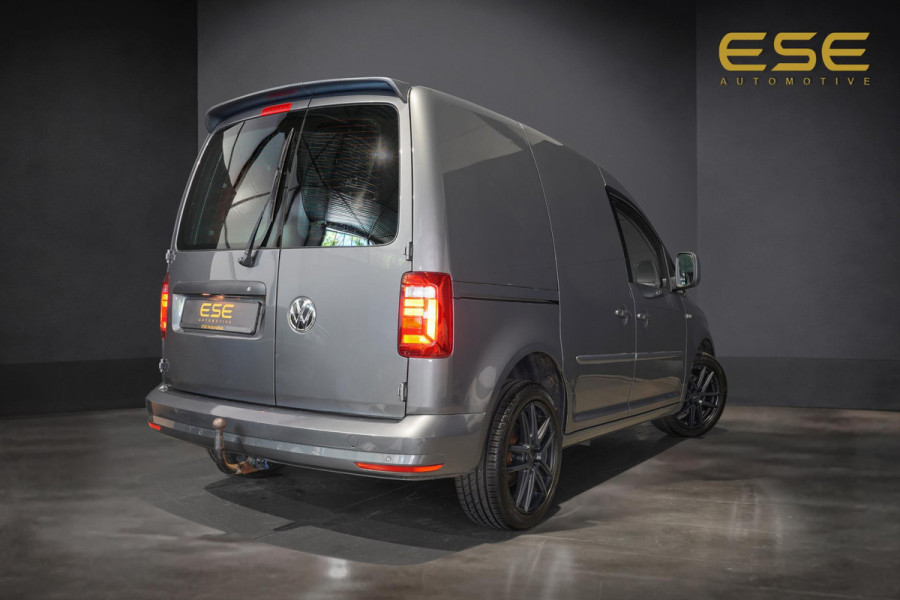 Volkswagen Caddy 2.0 TDI L1H1 BMT Highline Automaat | Leder | Navigatie | Trekhaak