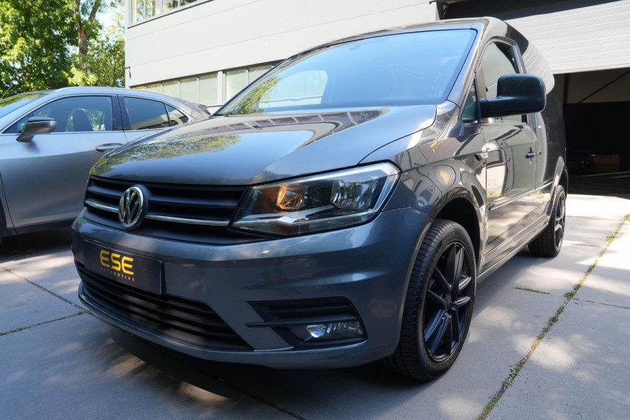 Volkswagen Caddy 2.0 TDI L1H1 BMT Highline Automaat | Leder | Navigatie | Trekhaak
