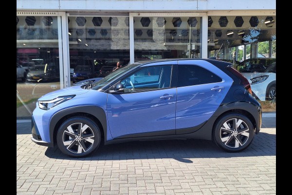 Toyota Aygo X 1.5 Hybrid Pulse Plus | Lavender, Bi-Tone, Stoelverwarming, Climate control, Startknop, LED, 17 inch