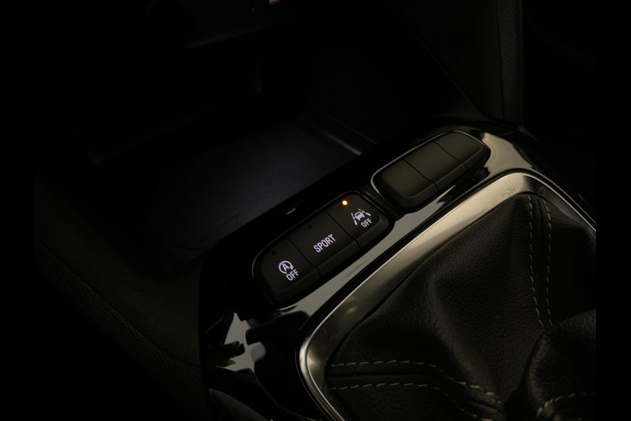Opel Corsa 1.2 GS Line AIRCO CRUISE ZWART DAK ZWARTE 16 INCH VELGEN SPORTSTOELEN APPLE CARPLAY