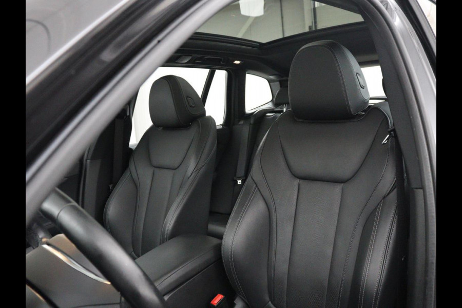 BMW iX3 Executive 80 kWh | SOH 93,8% | Panoramadak | Leder | Stoelverwarming | Adaptive cruise | Carplay | Sfeerverlichting | Camera | Park assist | Elektrische achterklep | PHEV
