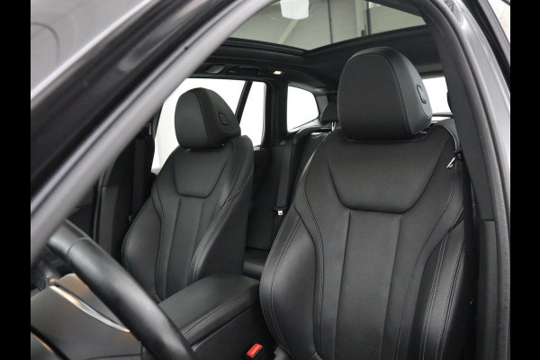 BMW iX3 Executive 80 kWh | SOH 93,8% | Panoramadak | Leder | Stoelverwarming | Adaptive cruise | Carplay | Sfeerverlichting | Camera | Park assist | Elektrische achterklep | PHEV