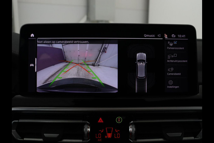 BMW iX3 Executive 80 kWh | SOH 93,8% | Panoramadak | Leder | Stoelverwarming | Adaptive cruise | Carplay | Sfeerverlichting | Camera | Park assist | Elektrische achterklep | PHEV
