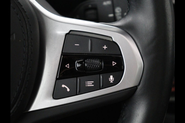 BMW iX3 Executive 80 kWh | SOH 93,8% | Panoramadak | Leder | Stoelverwarming | Adaptive cruise | Carplay | Sfeerverlichting | Camera | Park assist | Elektrische achterklep | PHEV