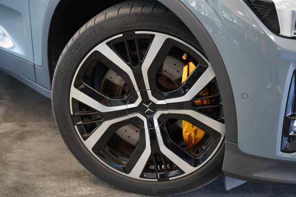 Polestar 2 Long Range Dual Motor Launch Edition 78kWh Performance ACC 360 Camera Trekhaak Panoramadak 408PK!
