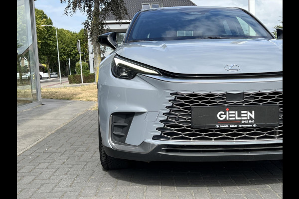 Lexus LBX 1.5 Hybrid Emotion Tech Pack | Leer, Elektrische achterklep, Keyless, Stoel + Stuurverwarming, 18 inch, Privacy glass, Zeer wein