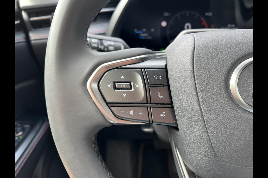 Lexus LBX 1.5 Hybrid Emotion Tech Pack | Leer, Elektrische achterklep, Keyless, Stoel + Stuurverwarming, 18 inch, Privacy glass, Zeer wein