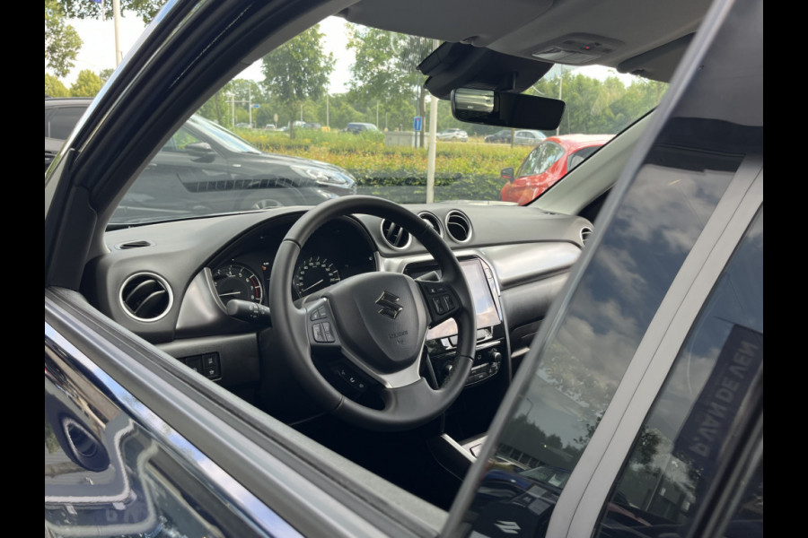 Suzuki Vitara 1.4 Boosterjet Smart Hybrid AllGrip Select Automaat | In meerdere kleuren uit voorraad leverbaar | Adapt. Cruise | Camera | Dodehoek | Rijstrook | Stoelverwarming | etc. etc.
