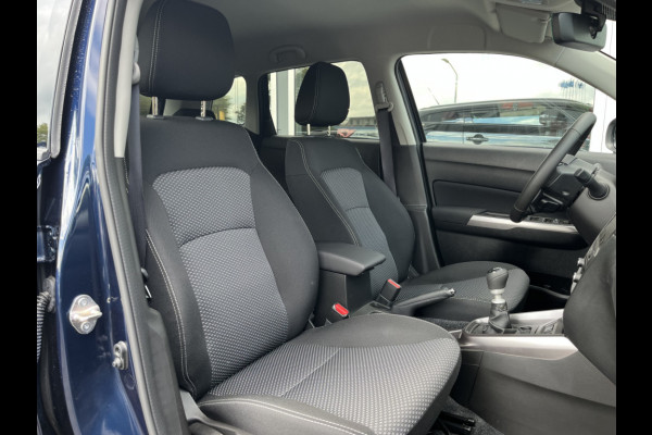 Suzuki Vitara 1.4 Boosterjet Smart Hybrid AllGrip Select Automaat | In meerdere kleuren uit voorraad leverbaar | Adapt. Cruise | Camera | Dodehoek | Rijstrook | Stoelverwarming | etc. etc.