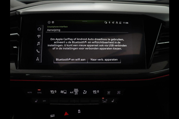 Audi Q4 Sportback e-tron 40 Launch edition S Competition 77 kWh | SOH 92,5% | Panoramadak | Leder | Stoelverwarming | Adaptive cruise | Head-up | SONOS audio | Sfeerverlichting | Carplay | Trekhaak