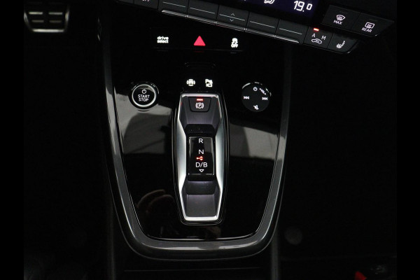 Audi Q4 Sportback e-tron 40 Launch edition S Competition 77 kWh | SOH 92,5% | Panoramadak | Leder | Stoelverwarming | Adaptive cruise | Head-up | SONOS audio | Sfeerverlichting | Carplay | Trekhaak