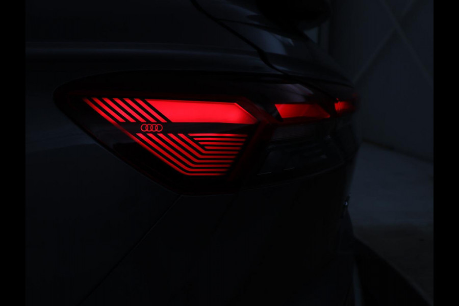 Audi Q4 Sportback e-tron 40 Launch edition S Competition 77 kWh | SOH 92,5% | Panoramadak | Leder | Stoelverwarming | Adaptive cruise | Head-up | SONOS audio | Sfeerverlichting | Carplay | Trekhaak