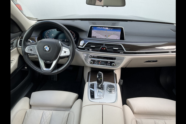 BMW 7 Serie 730d xDrive ACC Pano Softclose 4wielsturing High Executive HUD