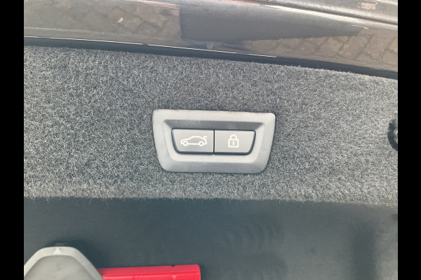 BMW 7 Serie 730d xDrive ACC Pano Softclose 4wielsturing High Executive HUD