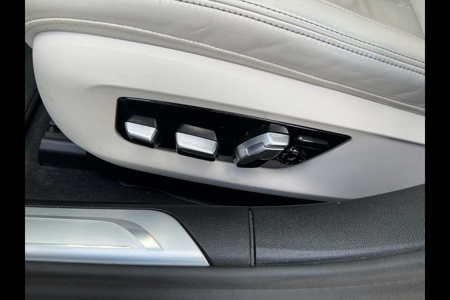 BMW 7 Serie 730d xDrive ACC Pano Softclose 4wielsturing High Executive HUD