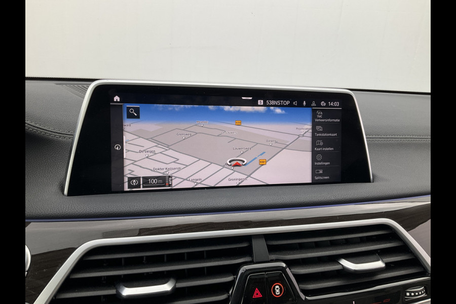 BMW 7 Serie 730d xDrive ACC Pano Softclose 4wielsturing High Executive HUD