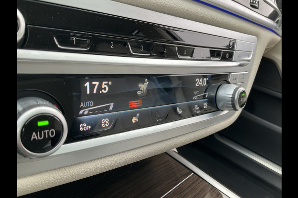 BMW 7 Serie 730d xDrive ACC Pano Softclose 4wielsturing High Executive HUD