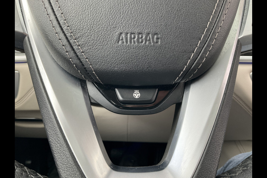 BMW 7 Serie 730d xDrive ACC Pano Softclose 4wielsturing High Executive HUD