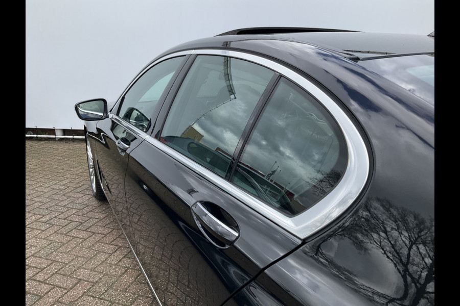 BMW 7 Serie 730d xDrive ACC Pano Softclose 4wielsturing High Executive HUD