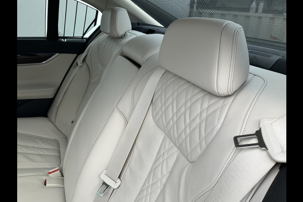 BMW 7 Serie 730d xDrive ACC Pano Softclose 4wielsturing High Executive HUD