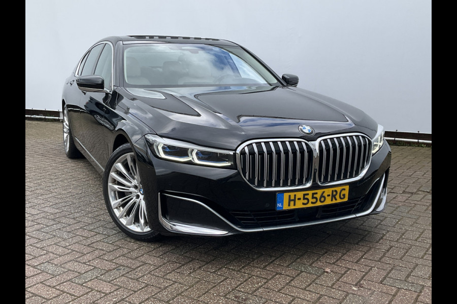 BMW 7 Serie 730d xDrive ACC Pano Softclose 4wielsturing High Executive HUD