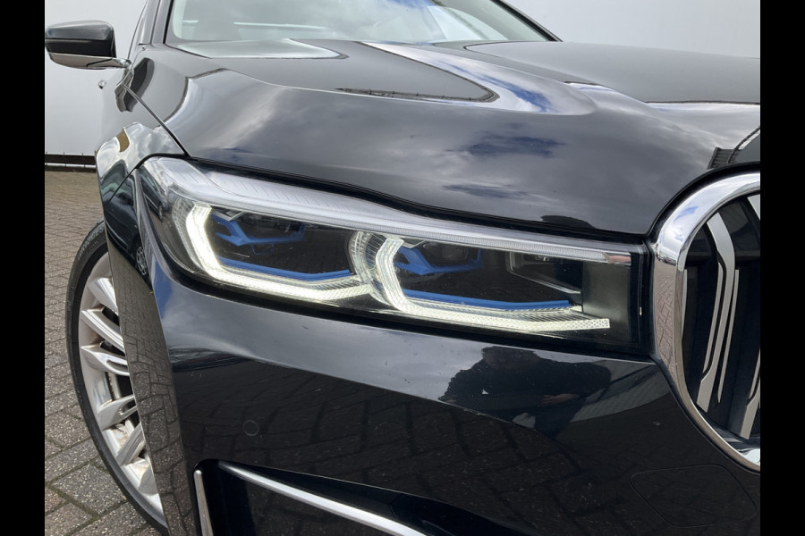 BMW 7 Serie 730d xDrive ACC Pano Softclose 4wielsturing High Executive HUD